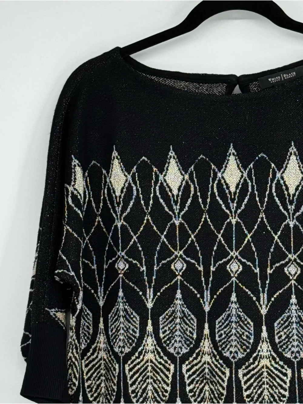 White House Black Market Sm Black Crew Neck Sweater Gold/Silver Metallic Design